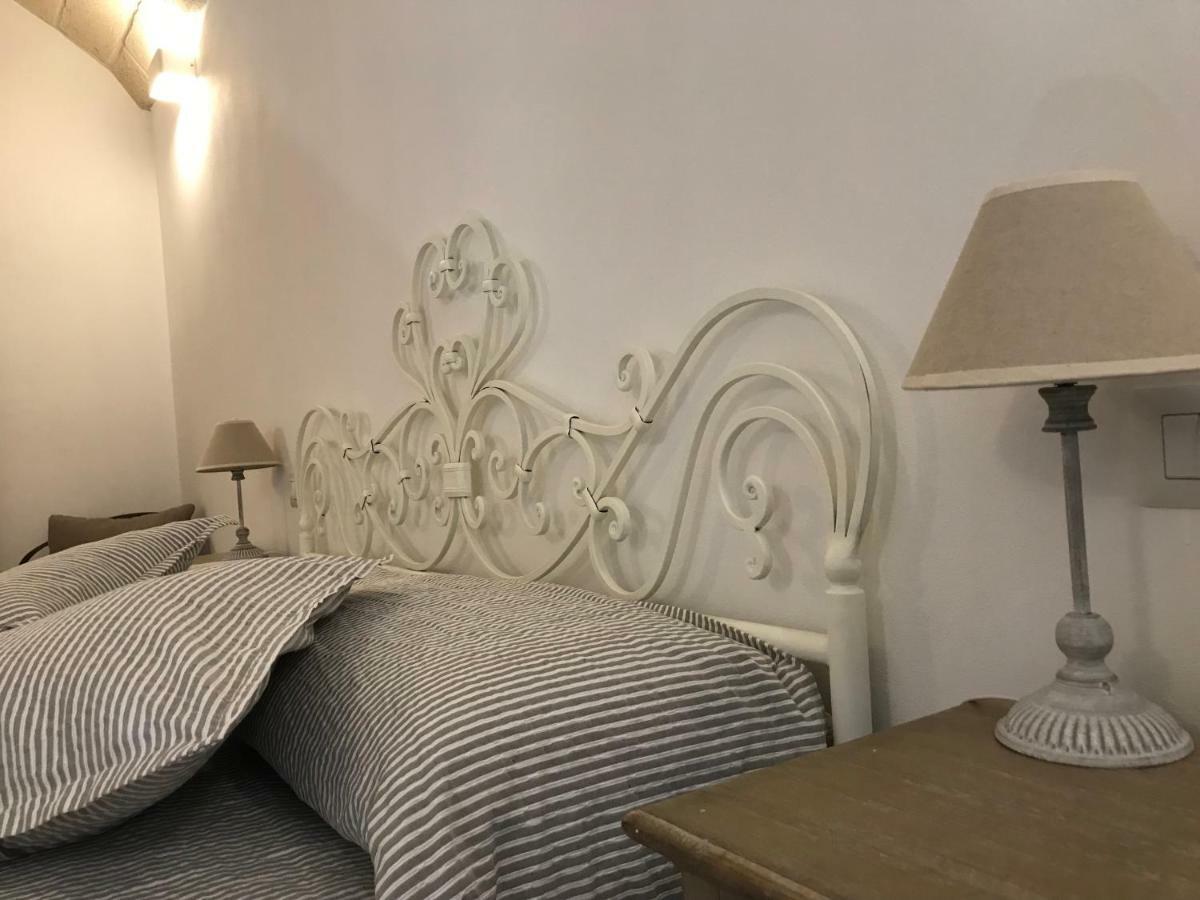 Il Trullo Di Giulietta Bed & Breakfast Impalata Exterior photo